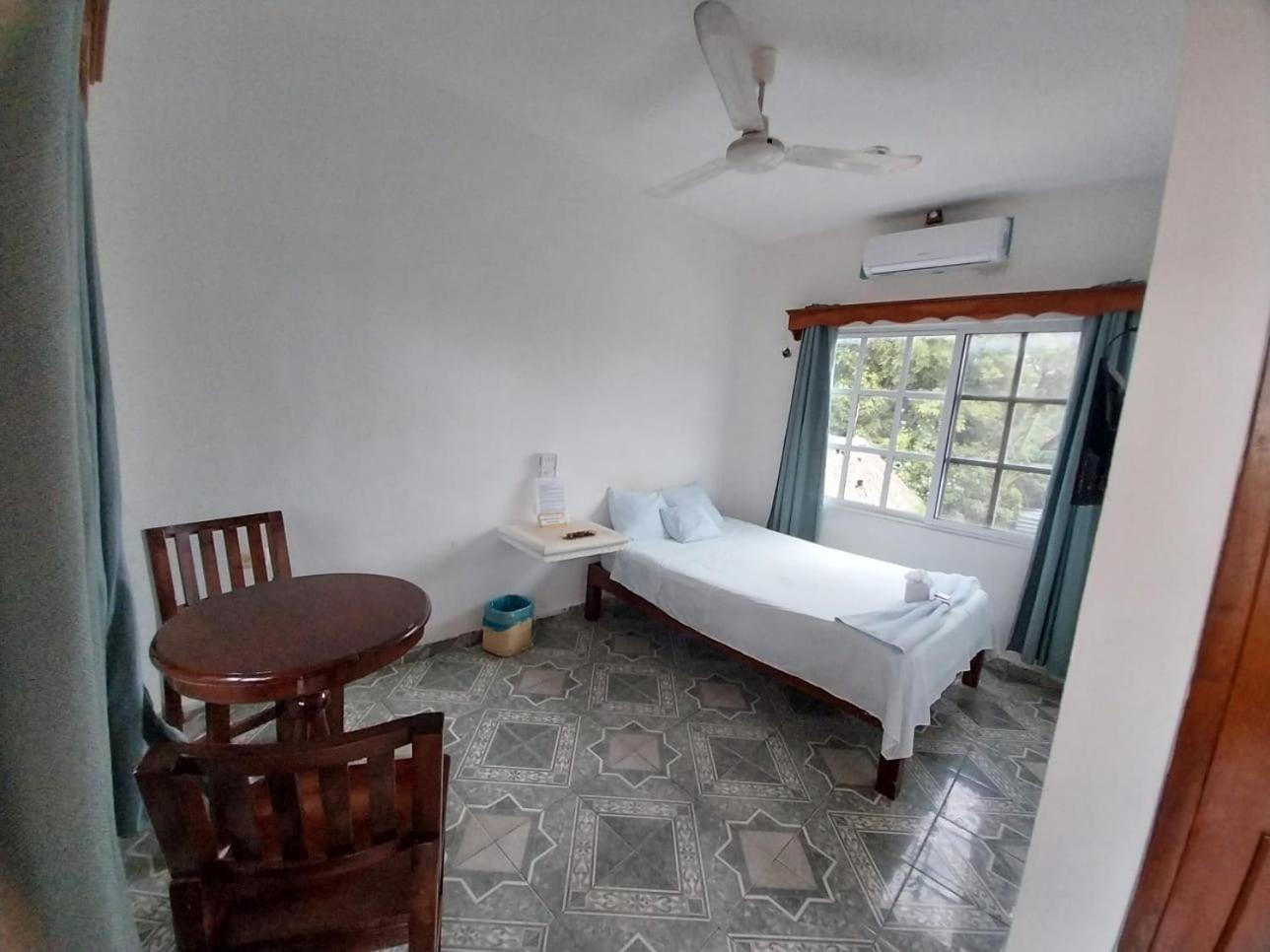 Hotel Maria Jose Felipe Carrillo Puerto Luaran gambar